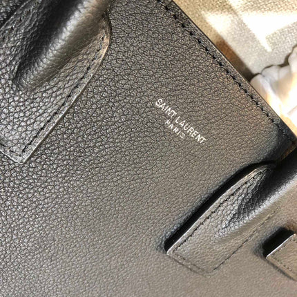 SAC DE 26 HANDBAG BLACK CALFSKIN