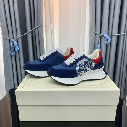 SPRINT RUNNER LOW-TOP NAVY BLUE SUEDE SILVER EMBROIDERED LOGO RED HEEL