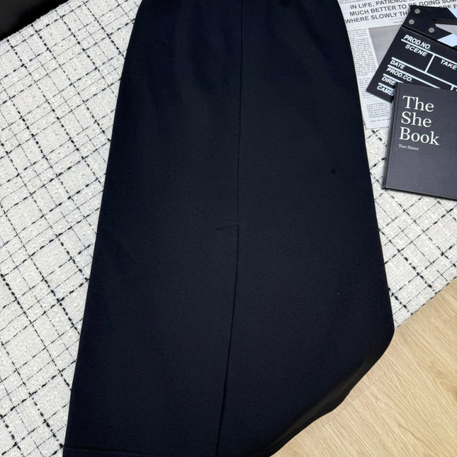 PRADA 26S MIDI SKIRT 607