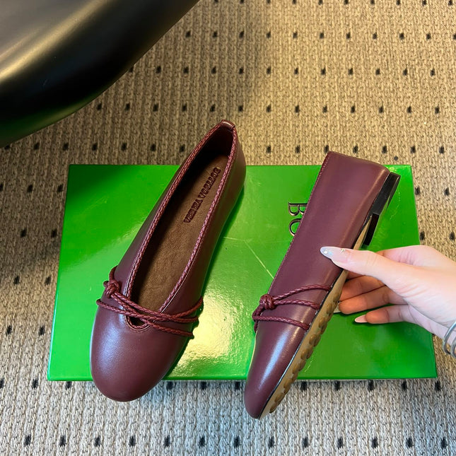 BOTTEGA VENETA 26S ESPADRILLE BALLET FLATS IN DARK RED LAMBSKIN