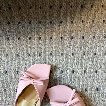 DIOR 26S OBLIQUE BOW MULE IN LIGHT PINK CALFSKIN
