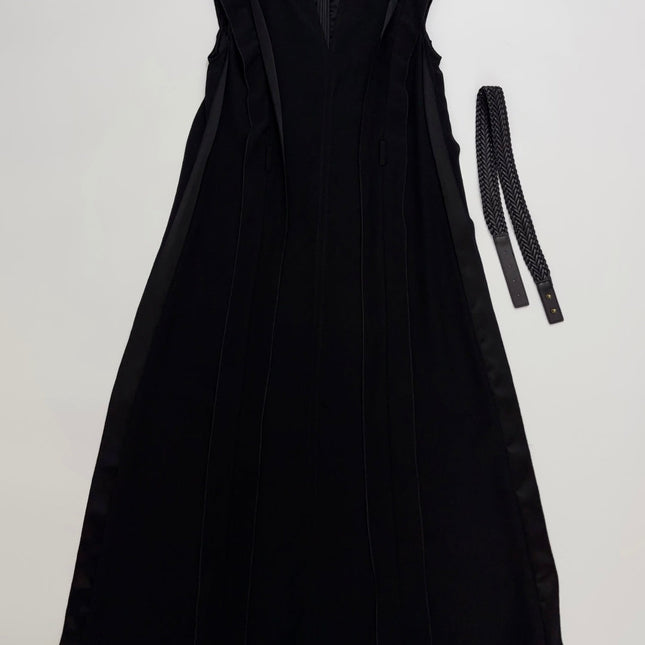 MAXMARA 26S SLEEVELESS V-NECK DRESS 279