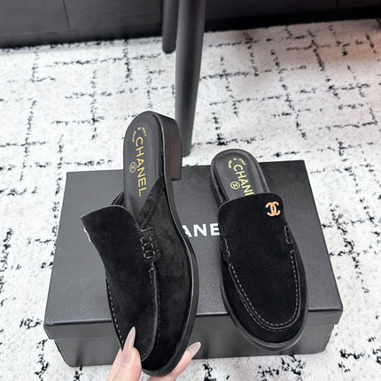 CHANEL 26S MULE LOAFERS IN BLACK SUEDE WITH CC LOGO