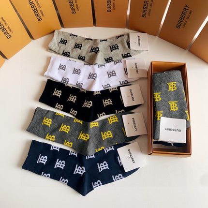 BURBERRY 26S CREW SOCKS 208891 (1 BOX)