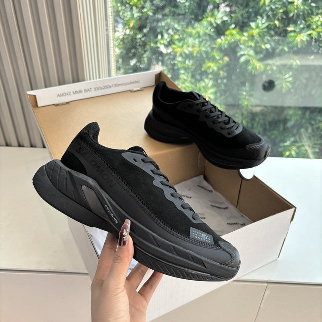 ALO 25S SALOMON SPECTUR SNEAKER IN BLACK FABRIC