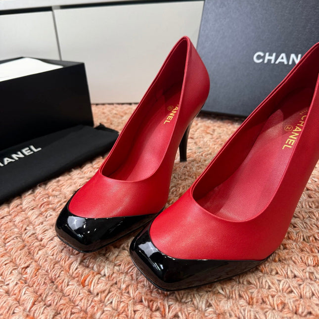 CHANEL 26S SQUARE TOE HIGH HEELS IN RED LAMBSKIN WITH BLACK TOE