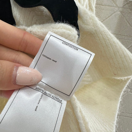 CHANEL 26S CARDIGAN 698