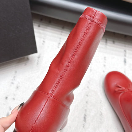 CHANEL 26S ANKLE BOOTS IN RED CALFSKIN LACE UP FRONT