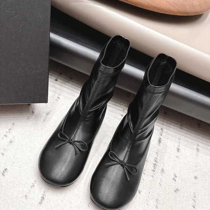 CHANEL 26S ANKLE BOOTS IN BLACK CALFSKIN LACE UP FRONT