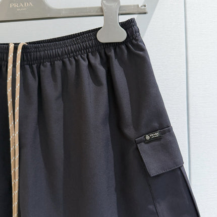 PRADA 26S CARGO SHORTS STYLE 957