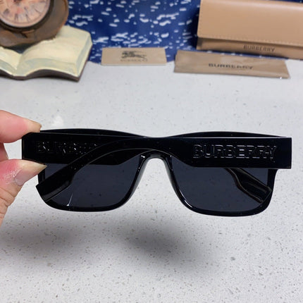 BURBERRY 26S SQUARE FRAME IN ACETATE 432600