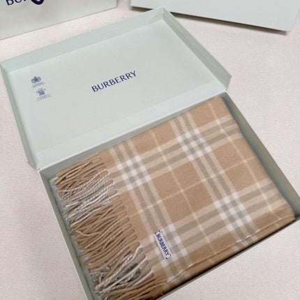 BURBERRY 26S SCARF 155CM IN CASHMERE 309947