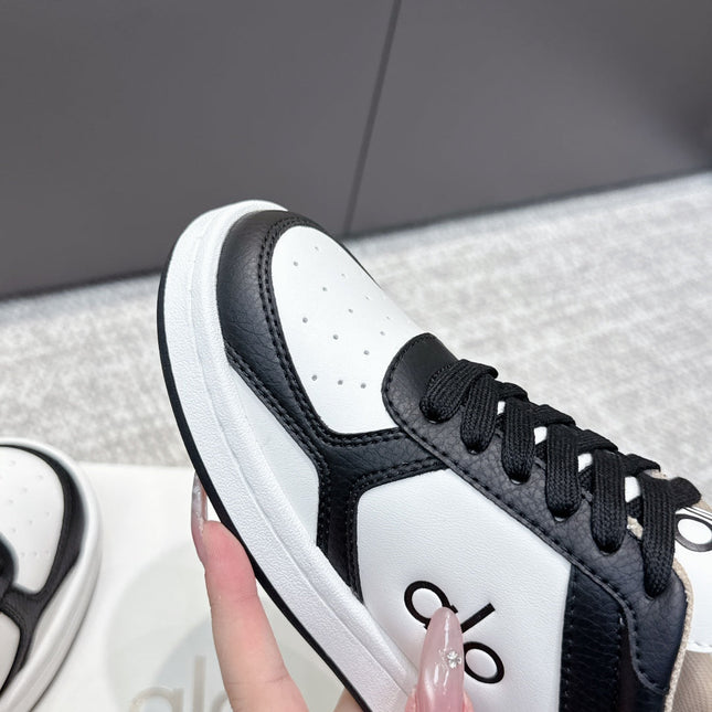ALO 25S SNEAKER IN BLACK AND WHITE LAMBSKIN