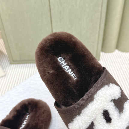 CHANEL 25S FUR SLIPPERS DOUBLE-LAYERED IN DARK BROWN WITH WHITE CC LOGO