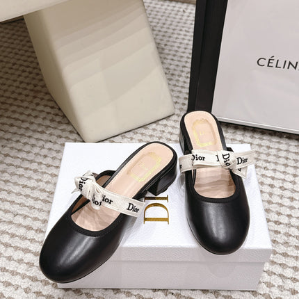 DIOR 26S CLOSED-TOE LOW-HEEL MULE IN BLACK CALFSKIN WITH BOW
