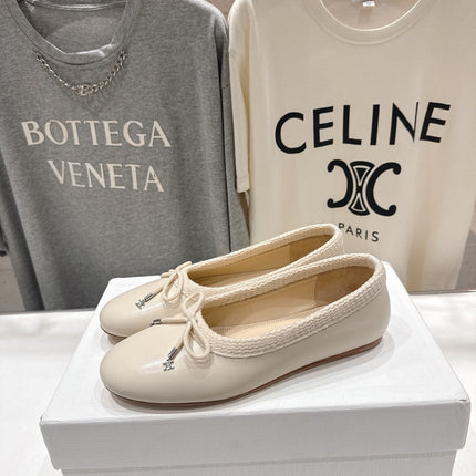CELINE 26S BALLET FLATS IN CREAM WHITE CALFSKIN WITH BOW