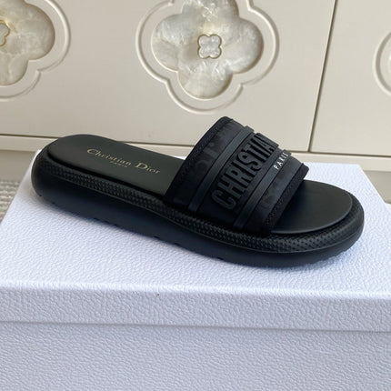 DIOR 26S DWAY SLIDES IN BLACK RUBBER SOLE
