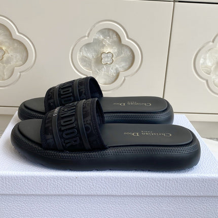 DIOR 26S DWAY SLIDES IN BLACK RUBBER SOLE
