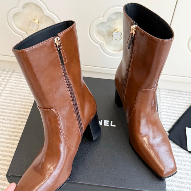CHANEL 26S HIGH HEEL ANKLE BOOTS 70 MM IN BROWN CALFSKIN SQUARE TOE