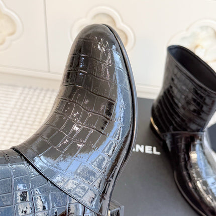 CHANEL 26S SHORT BOOTS IN BLACK PATENT CROCODILE EMBOSSED