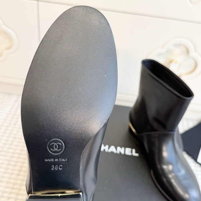 CHANEL 26S SHORT BOOTS IN BLACK CALFSKIN