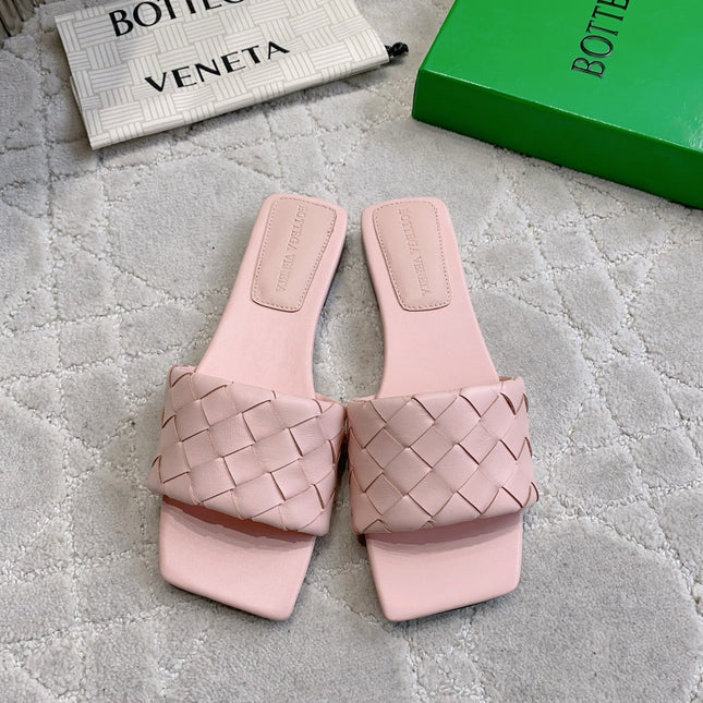 BOTTEGA VENETA 26S SQUARE-TOE SLIDE SANDALS IN PASTEL PINK LAMBSKIN