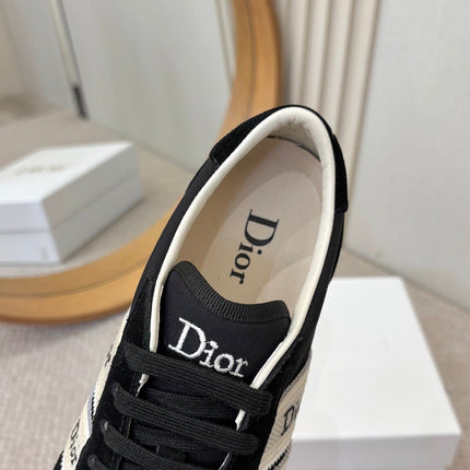 DIOR 26S SNEAKERS IN BLACK SUEDE