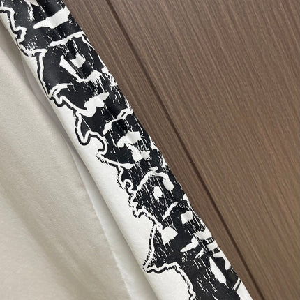 BALENCIAGA 26S LONG-SLEEVE T-SHIRT 320