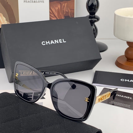 CHANEL 26S SQUARE FRAME IN BLACK ACETATE 411854