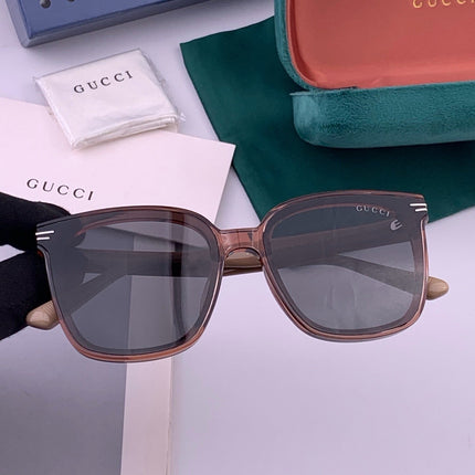 GUCCI 26S SQUARE FRAME IN ACETATE 426553