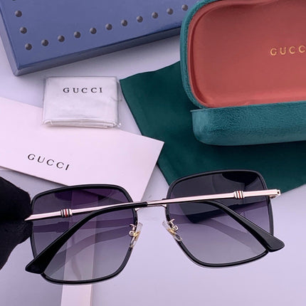 GUCCI 26S SQUARE FRAME IN ACETATE 426560