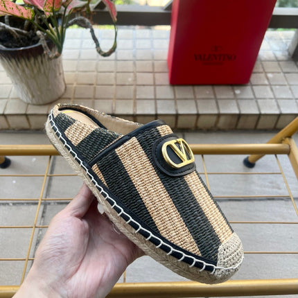 VALENTINO 26S ESPADRILLE MULES IN BLACK AND BEIGE RAFFIA