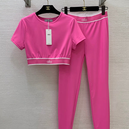 ALO 26S SHORT-SLEEVE CROP TOP & LEGGINGS SET 277