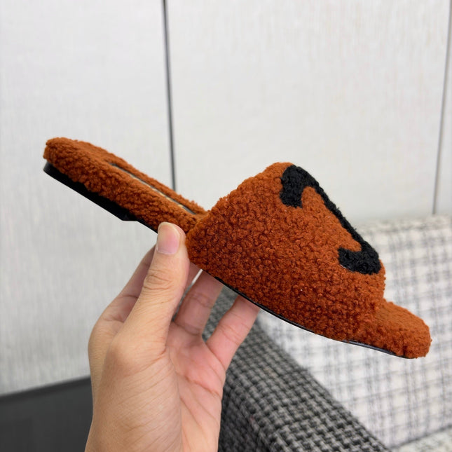 CHANEL 26S SLIDE SANDALS IN ORANGE BROWN AND BLACK SHEARLING SQUARE TOE