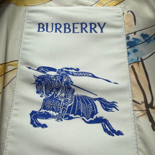 BURBERRY 26S BELTED TRENCH COAT 512