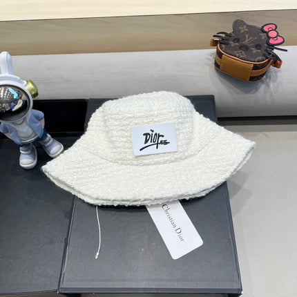 BUCKET HAT IN WHITE WOOL 436747