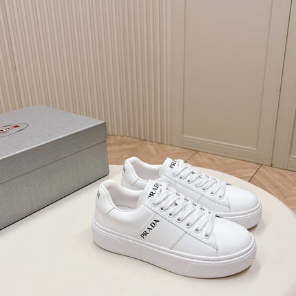 PRA LEATHER LOGO OUTLET SNEAKERS WHITE CALFSKIN