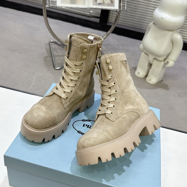 PRADA 25S WARRIOR BOOTS IN BEIGE SUEDE