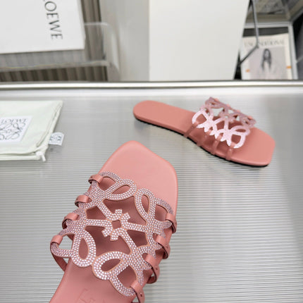 LOEWE 26S FLAT SANDALS IN PINK CALFSKIN WITH CRYSTALS