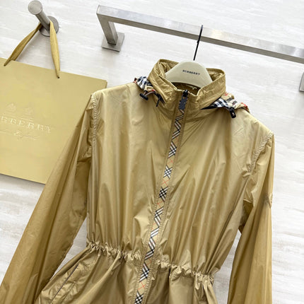 BURBERRY 26S LIGHTWEIGHT JACKET 410