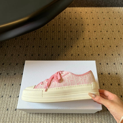 DIOR 26S LOW-TOP SNEAKER 50MM IN LIGHT PINK OBLIQUE EMBROIDERED CANVAS