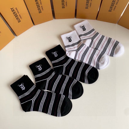 BURBERRY 26S ANKLE SOCKS 482767 (1 BOX)