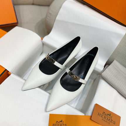 HM 26S KELLY BUCKLE MARY JANE POINTED FLATS IN CREAM WHITE CALFSKIN