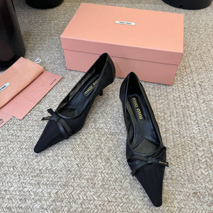 MIUMIU 26S HIGH-HEEL IN BLACK MESH AND LAMBSKIN WITH BOW