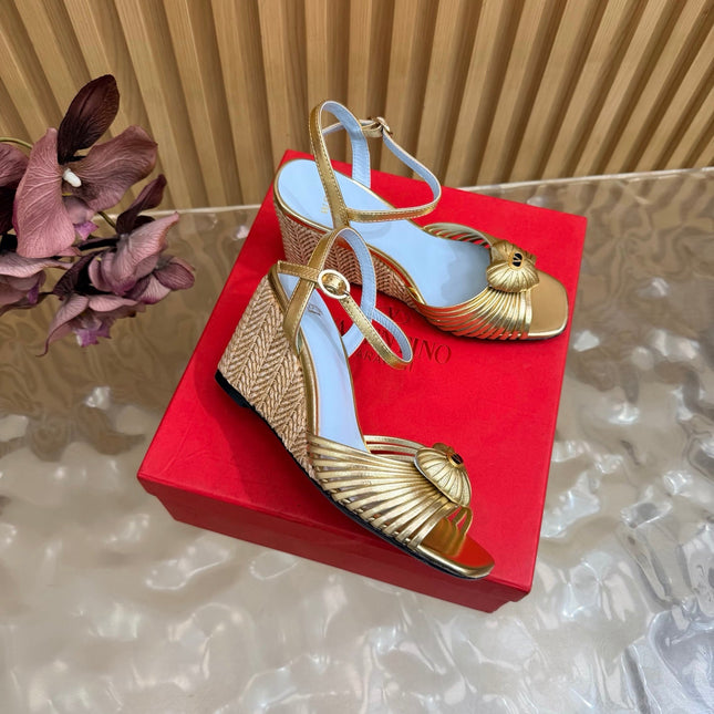 VALENTINO 26S WEDGE SANDAL 85 MM IN GOLD CALFSKIN