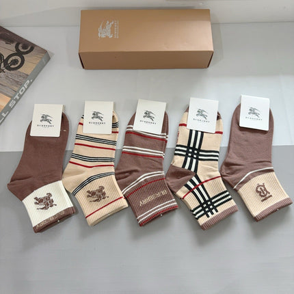 BURBERRY 26S ANKLE SOCKS 299355 (1 BOX)