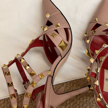 VALENTINO 26S OCKSTUD HEELS IN BLUSH NUDE CALFSKIN