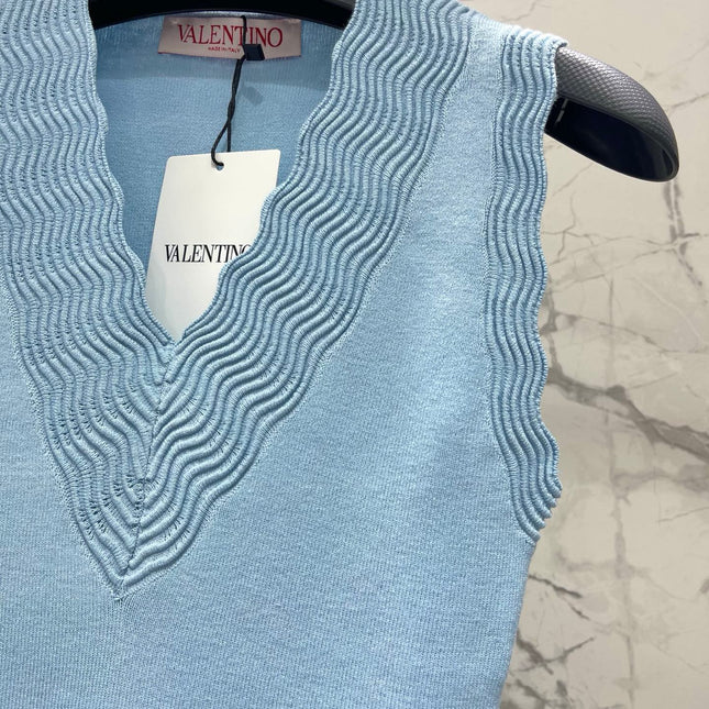 VALENTINO 26S SLEEVELESS V-NECK KNIT TOP 441