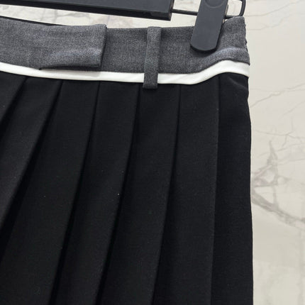 PRADA 26S PLEATED KNIT MINI SKIRT 1076
