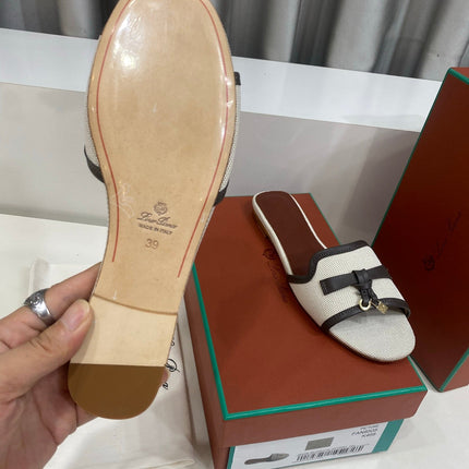 LP 26S SLIDES IN OFF-WHITE CANVAS AND DARK BROWN CALFSKIN